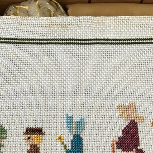 Hand made counting stitched on white cans as - Picture 5 of 5